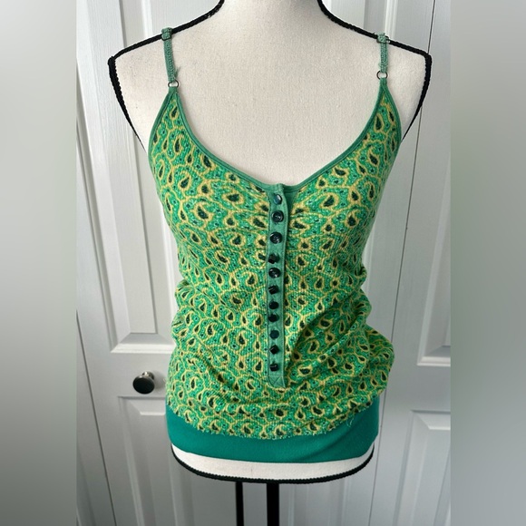 DESIGNED BY FREE PEOPLE!!! Great Condition TankTop with Front Buttons. - Picture 1 of 4
